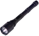 Taschenlampe hoher Leistung LED arbeitet in mehreren Betriebsarten mit Hoch-Niedrig-Röhrenblitz (YC703K-1W)