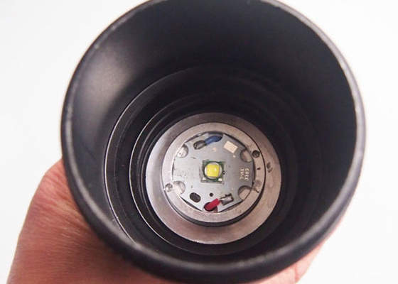CREE T6 führte taktische LED LM 10 W Taschenlampe 1300 für die Jagd, hohe Leistung Fackel