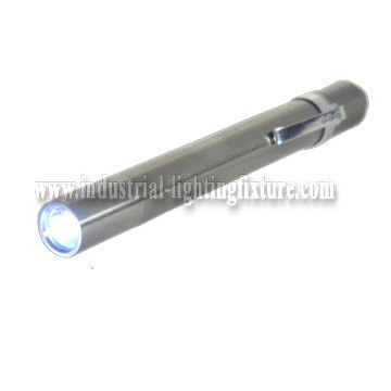 Silberne Taschenlampe der hohen Intensitäts-LED, batteriebetriebene Aluminiumfackel